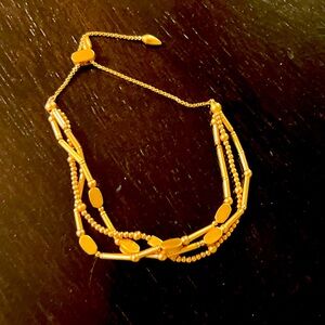 Stunning rose gold pull bracelet. Fits ALL wrist sizes!